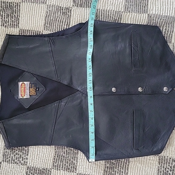 Exclusive Paragraff clothing classic materials basic collection vest - Picture 5 of 5